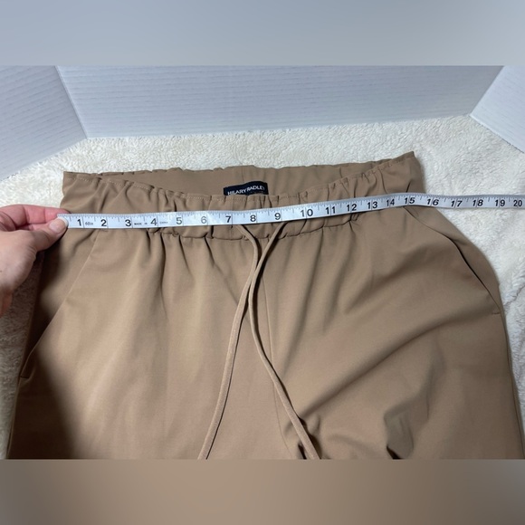Hilary Radley Women’s Camel Joggers - Picture 5 of 8